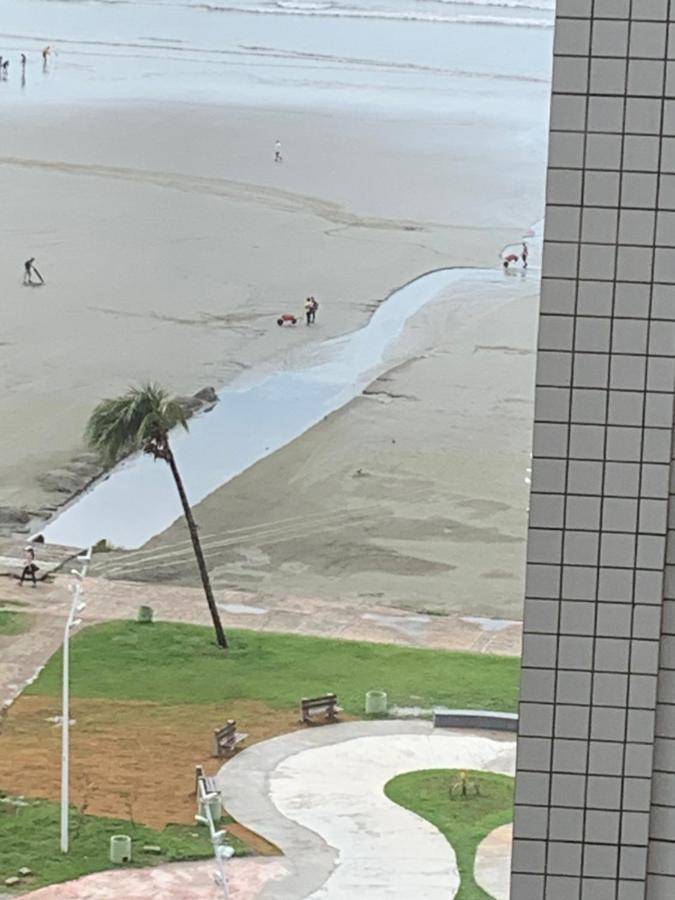 São Vicente Itararé prédio frente mar apto fundo vista parcial Exterior foto